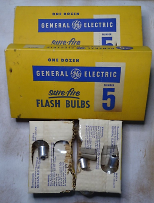 #ad GE General Electric No. 5 Sure Fire Flash Blubs 32 Bulbs $19.95