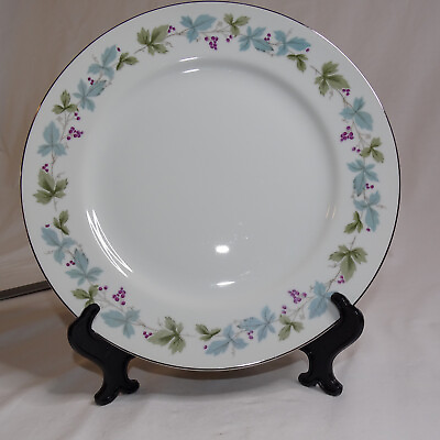 #ad VINTAGE Fine China Of Japan Dinner Salad Plate 10 1 4quot; Number 6701 Flowers Rare $3.80