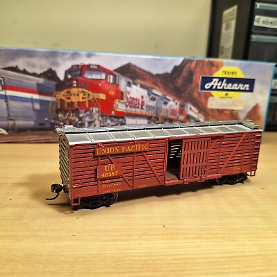 #ad HO Athearn Union Pacific 40#x27; Livestock Stock Car boxcar train box car $12.95