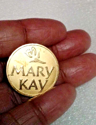 #ad MARY KAY Pin Gold Tone Lapel Hat Brooch Sales Consultant Cosmetics VTG $10.00