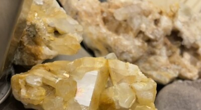 #ad 100% Natural Quartz Crystal *hand picked From mountain.. Please Read Descriptiof $15.00