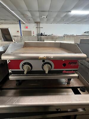 #ad APW Wyott Champion 24#x27;#x27; Thermostatic Gas Griddle GGT 24S $918.00