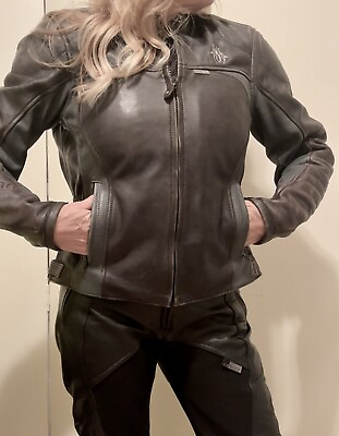 #ad Richa Ladies Leather Motorcycle Jacket Women’s Size 12 large $109.00