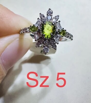 #ad NWT Radiant Green Center Cluster Accents Ring Bomb Party Rhodium P Band Sz5 RBP $18.00