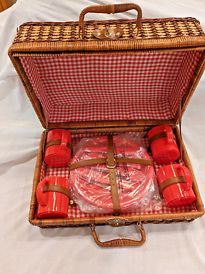 #ad Picnic Wicker Rattan Traveling Case Set W 4 Red Cups Plates Utensils New Cond $32.99