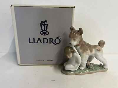 #ad Lladro Porcelain quot;Safe and Soundquot; Rare Figurine with Original Box #6556 1998 $80.00