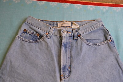 #ad Vtg Gap Blue Jeans Reverse Fit Women#x27;s Size 6 Reg 100% Cotton Light Wash $18.99