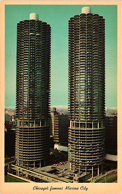 #ad Vintage Postcard Marina City Twin Tower Majestic Apartment Complex Chicago IL $12.99