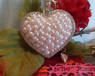#ad BETSEY JOHNSON CRYSTAL AND ENAMEL PEARL INLAY HEART PENDANT CHAIN NECKLACE $32.99