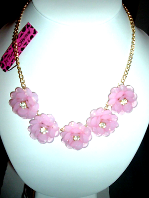 #ad Betsey Johnson Crystal Adorned Center PINK Resin FLOWERS Gold Statement NECKLACE $39.94
