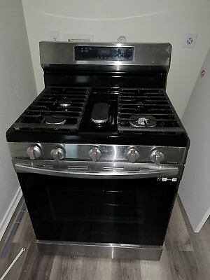 #ad Samsung 5.8cu. ft. Freestanding Gas Range with Convection Stainless Steel... $500.00