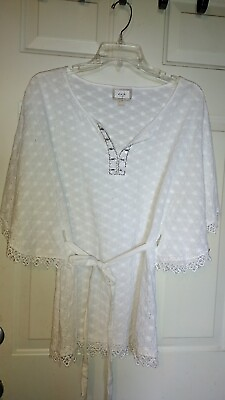 ECI New York White Crochet Top Women#x27;s Size Medium Short Sleeves Cotton M EUC $6.99