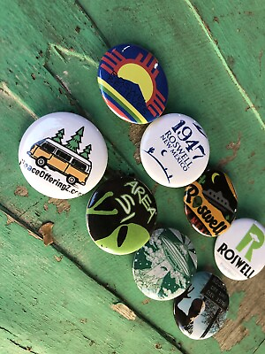 #ad 1.25 Inch Roswell Area 51 Button Set Of 7 $6.99